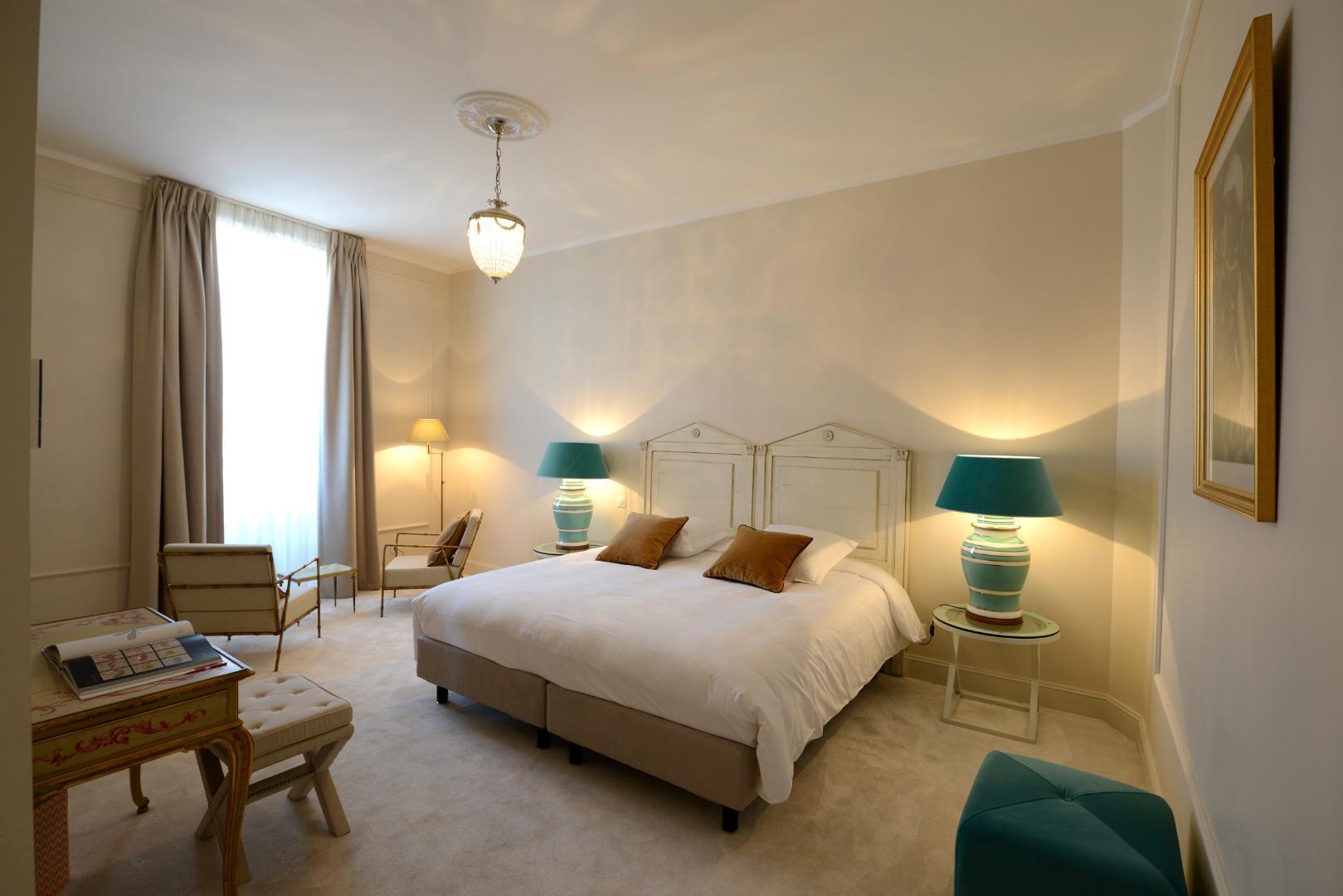 Grand Hotel Henri - Teritoria ลีล-ซูร์-ลา-ซอร์ก ภายนอก รูปภาพ
