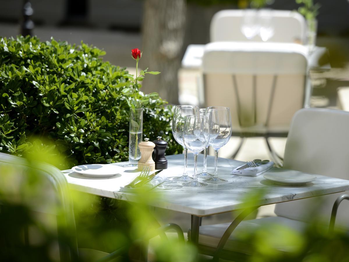 Grand Hotel Henri - Teritoria ลีล-ซูร์-ลา-ซอร์ก ภายนอก รูปภาพ