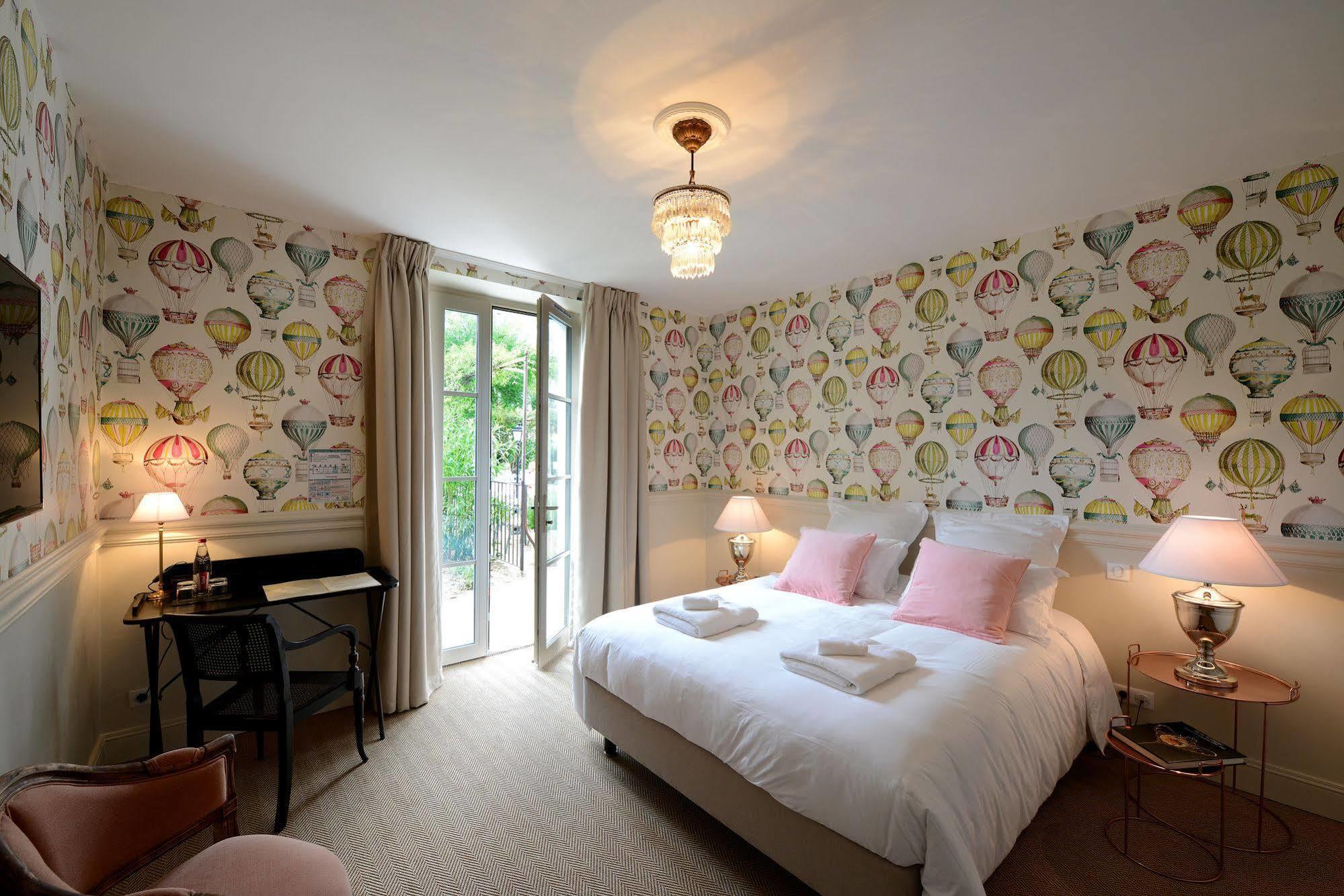 Grand Hotel Henri - Teritoria ลีล-ซูร์-ลา-ซอร์ก ภายนอก รูปภาพ